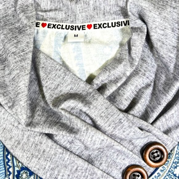 Exclusive ❤ - Women's Size M - Blue & Gold Paisley Design - Long Sleeve - Picture 4 of 10